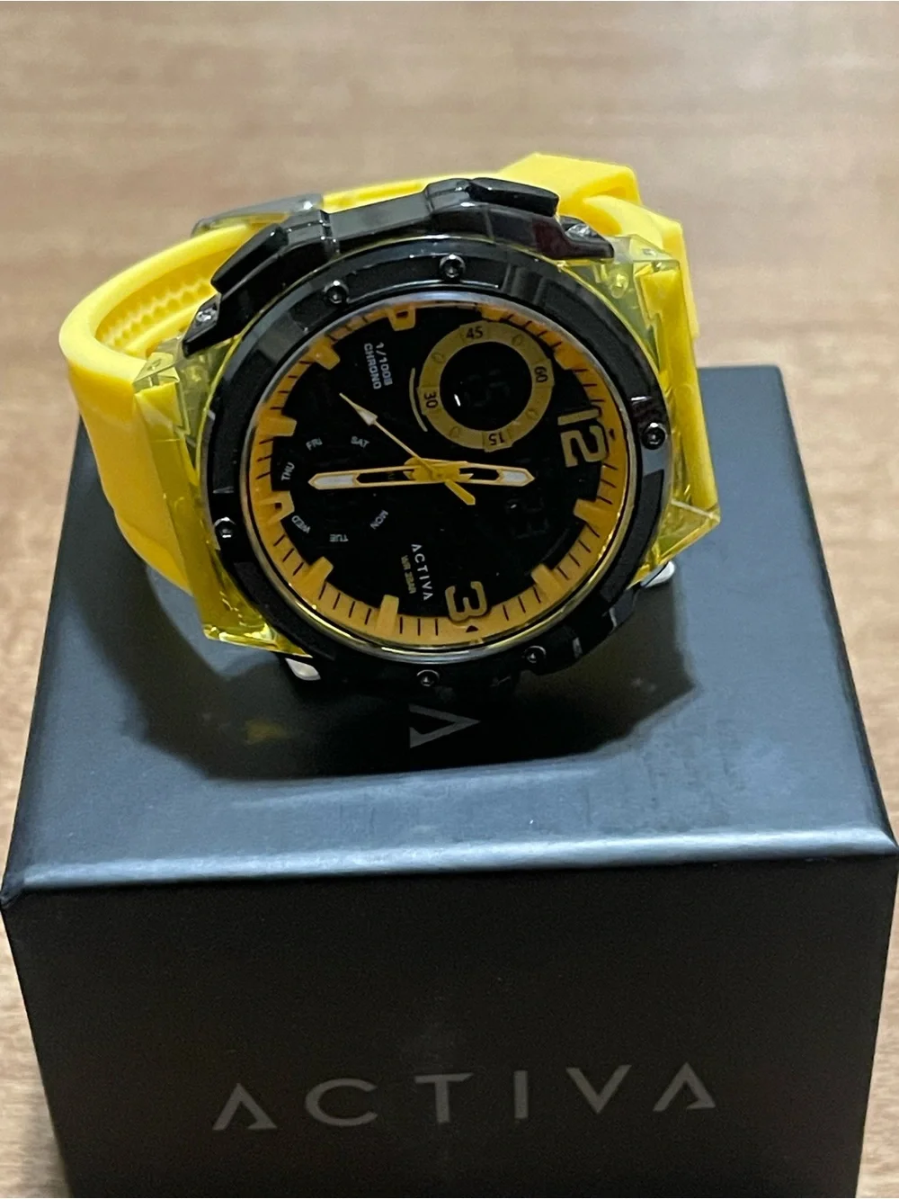 Activa X Invicta Digital Analog Men's Watch - 51mm. Yellow & Black, new.